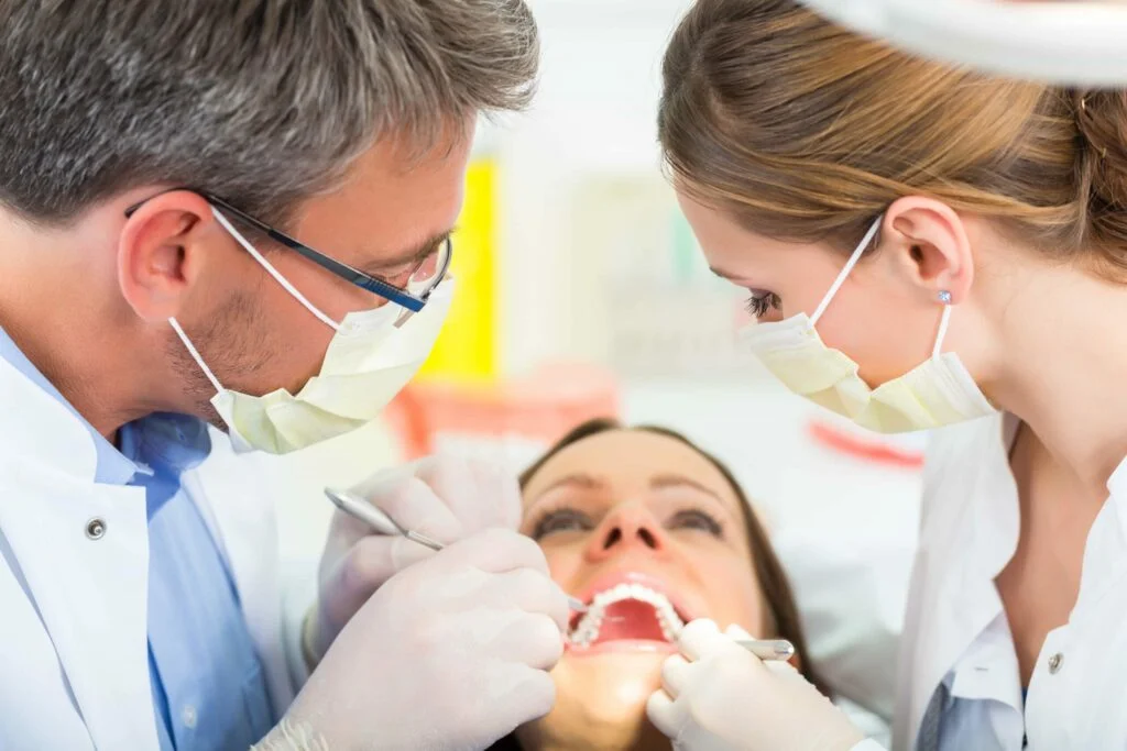 How Travel and Time Zone Changes Unexpectedly Increase Your Risk of Dental Emergencies